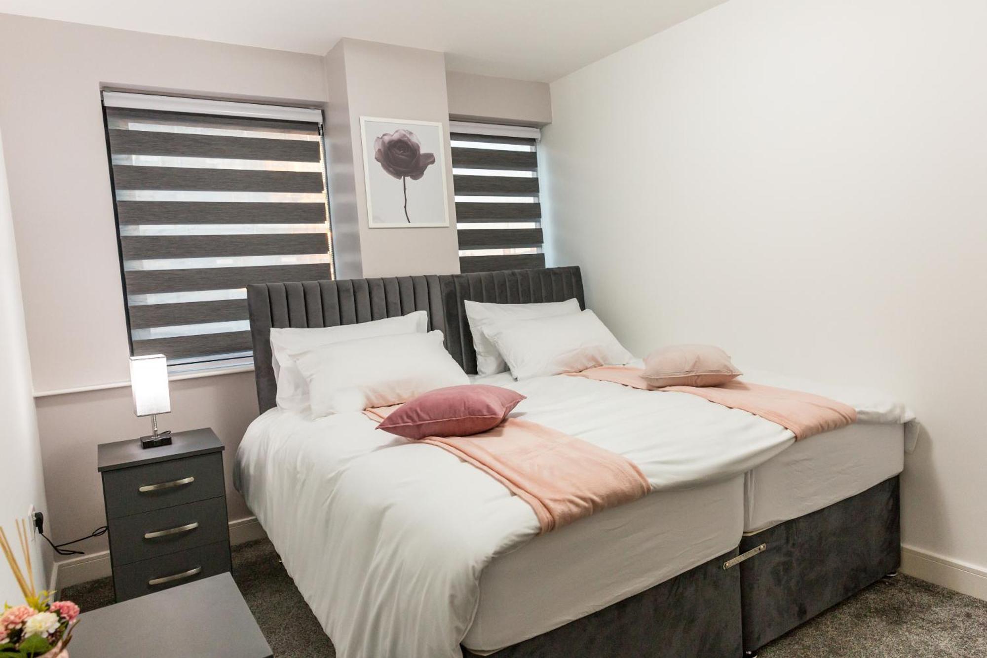 Sweet Stay, 2 Bed Apartment *